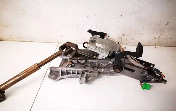 Volvo C30 Steering wheel axle P30776153 T07040701574
