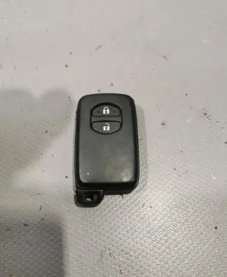 Toyota Verso Ignition key/card 
