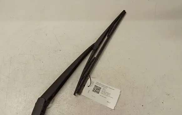 Mazda 6 Rear wiper blade arm SHS14A100