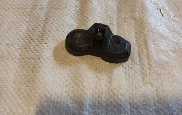 BMW 3 E90 E91 Tire pressure sensor 4078787