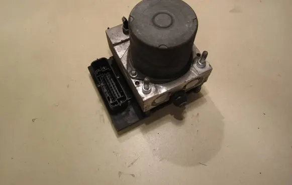 Audi A6 S6 C6 4F ABS Pump 4F0910517AK 4F0614517BF