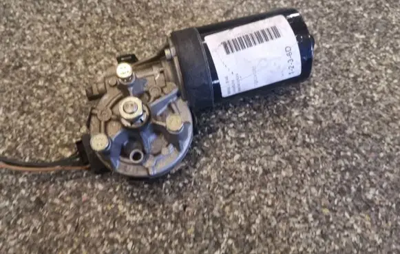 BMW 3 E46 Wiper motor 0390241355