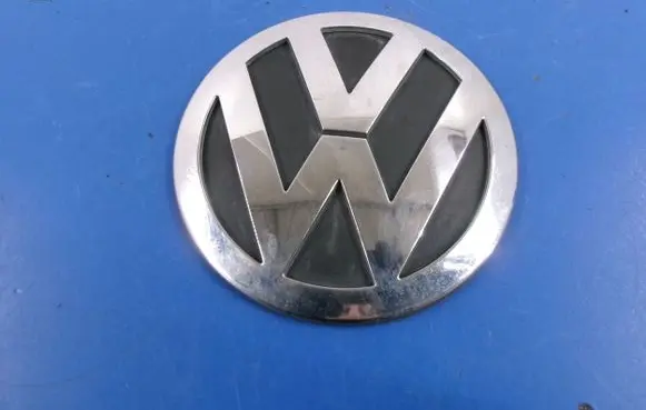 Volkswagen Caddy Front grill 2K0853630B