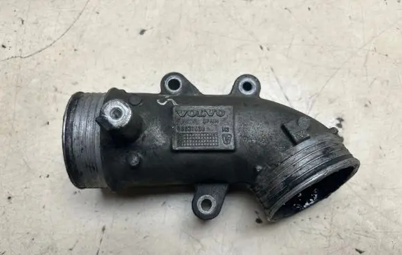 Volvo S80 Intercooler hose/pipe 08631536