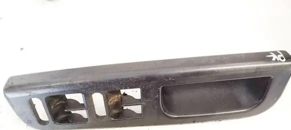 Volkswagen PASSAT B5 Front door window switch trim 3B1867171E