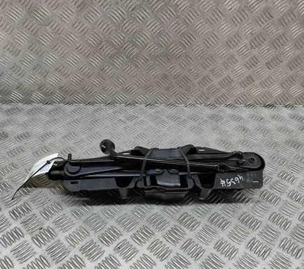 Toyota Sienna XL40 IV Lift Jack 0911108020 0915008010