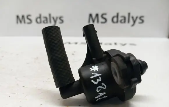 Mercedes-Benz A W169 Turbo solenoid valve A1694700193 1694700193