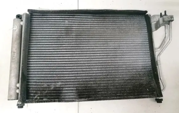 Hyundai Accent A/C cooling radiator (condenser) 976061e300 97606-1e300