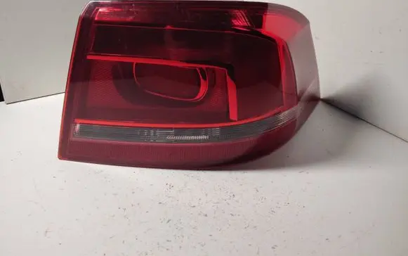 Volkswagen PASSAT B7 Rear/tail lights 3AE945096F 90004874