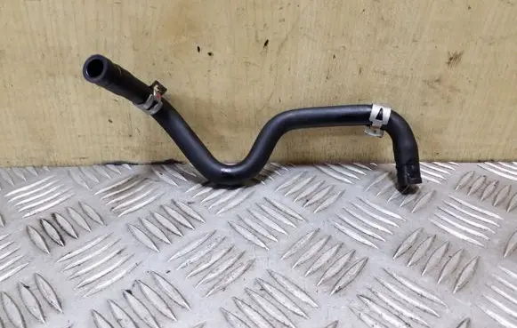 Lexus CT 200H Engine coolant pipe/hose