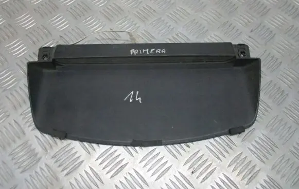 Nissan Primera Third/center stoplight