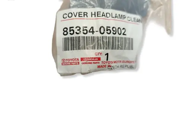 Toyota Avensis T270 Headlight washer spray nozzle cap/cover 8535405902