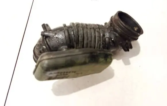 Mitsubishi Lancer Air intake hose/pipe mr239678