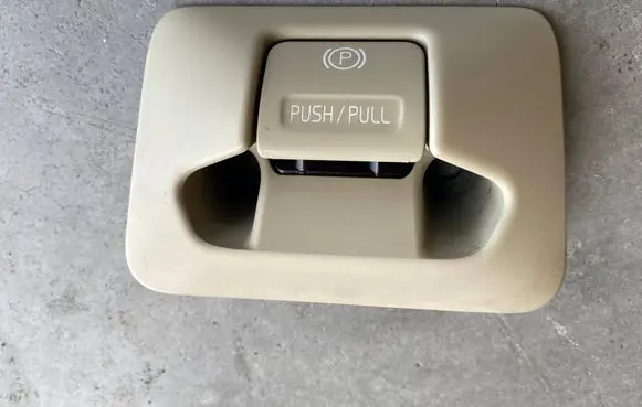 Volvo S80 Hand parking brake switch 30773540 06W43K