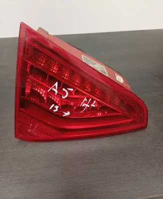 Audi A5 8T 8F Tailgate rear/tail lights 21200107