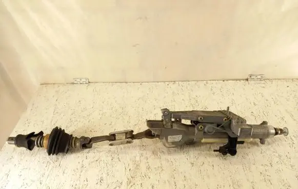 Mercedes-Benz C W203 Steering wheel axle A2034603016 14709911 A2034620205