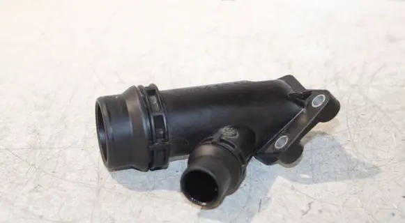 BMW 3 E90 E91 Engine coolant pipe/hose 2247744 11122247744
