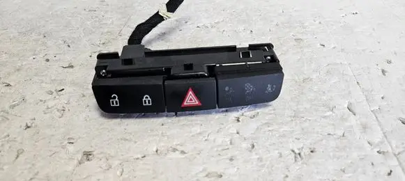 Opel Insignia A Hazard light switch 13324594