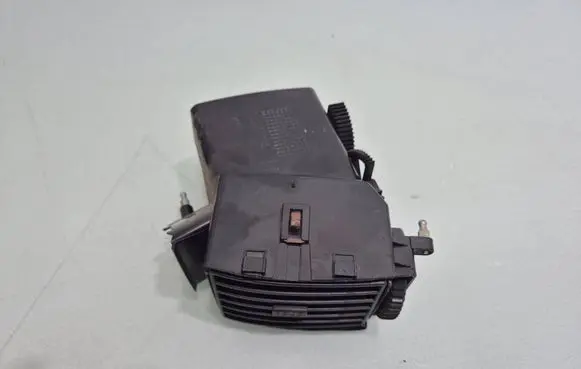 Fiat Ducato Dash center air vent grill ST43582