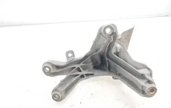 Audi A4 S4 B8 8K Engine mounting bracket 8K0199308CA
