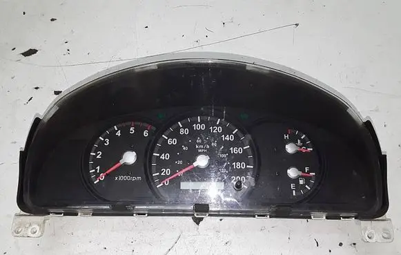 KIA Sorento Speedometer (instrument cluster) 940033E086 20050413