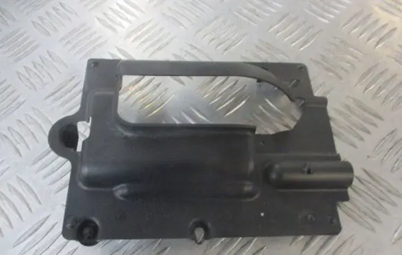 Ford Mondeo Mk III Steering wheel column trim 1S71-3E721-AC