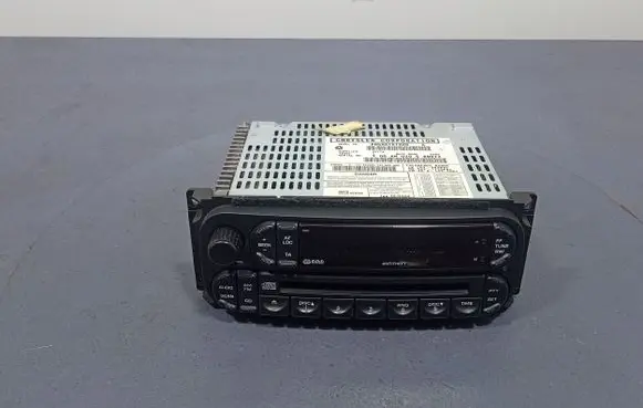 Chrysler Sebring (ST-22 - JR) Radio/CD/DVD/GPS head unit P05091610AB