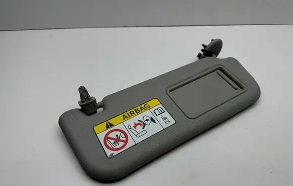 Sun visor