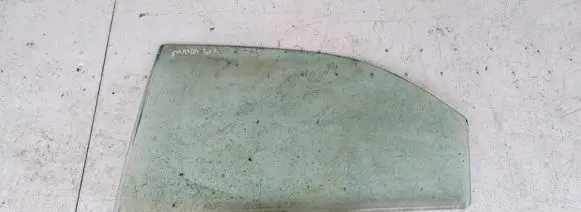 Mazda 323 Rear door window glass