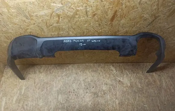Ford Focus Rear bumper lower part trim