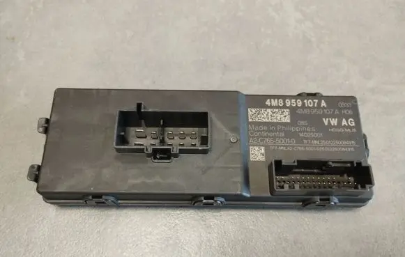 Audi A6 Allroad C8 Central body control module 4M8959107A