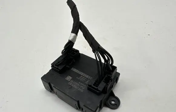 Land Rover Discovery 5 Door control unit/module JPLA14D620BA