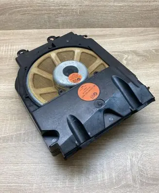BMW 5 E60 E61 Subwoofer speaker 6907653 6907652