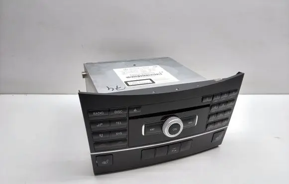 Mercedes-Benz E C207 W207 Radio/CD/DVD/GPS head unit A2129004910 A2129024104 A2129018102