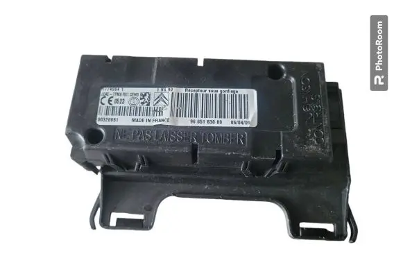 Peugeot 3008 I Bluetooth control unit module 9665183080
