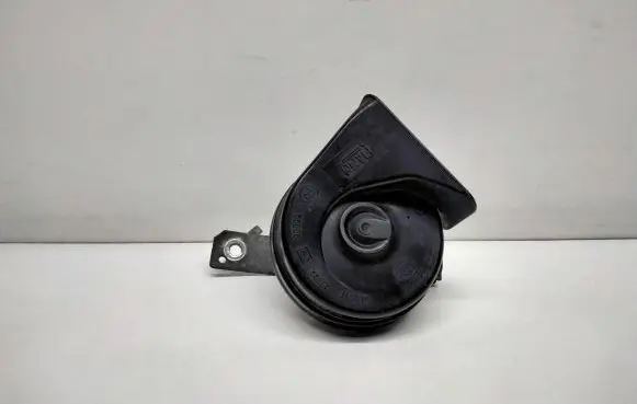 Volvo V70 Horn signal 31276805