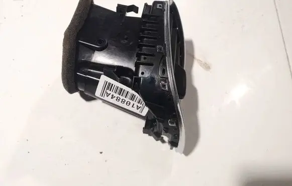 Audi A5 8T 8F Dash center air vent grill 8t2820901b