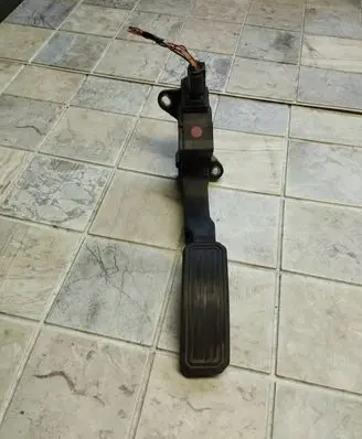 Toyota Auris 150 Accelerator throttle pedal 7811002020 48138784280
