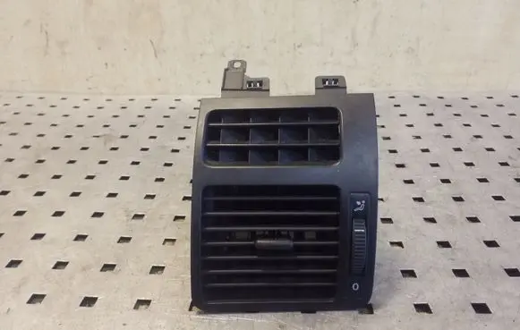 Volkswagen Touran I Dash center air vent grill 1T0819703B