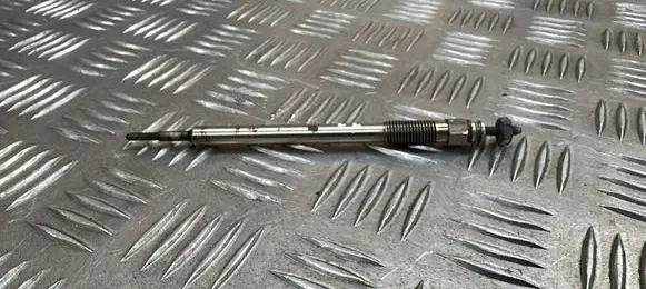 Toyota Avensis T250 Glow plug 198500R020