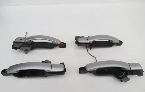 Ford Mondeo Mk III Front door exterior handle/bracket 1S71F224A37 1S71F224A36 1S71F226B22