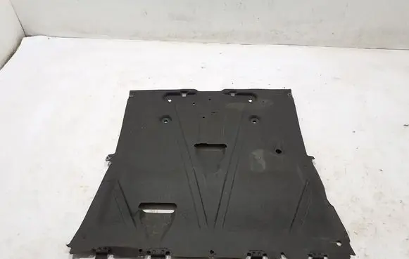 Renault Captur II Engine splash shield/under tray 758905940R