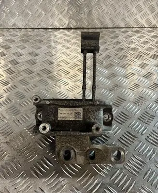 Volkswagen Tiguan Engine mount vacuum valve 5Q0199262DF