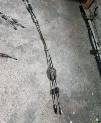 Toyota RAV 4 (XA30) Gear shift cable linkage NOCODE