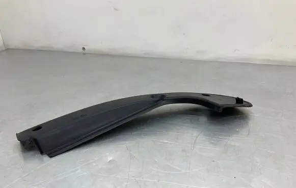 BMW 5 E60 E61 Other engine bay part 7034159