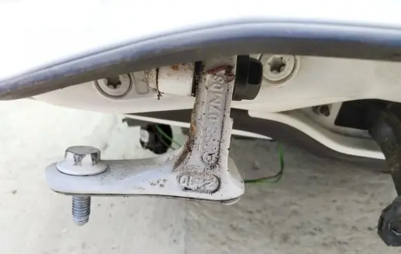 Mercedes-Benz CLC CL203 Front door upper hinge