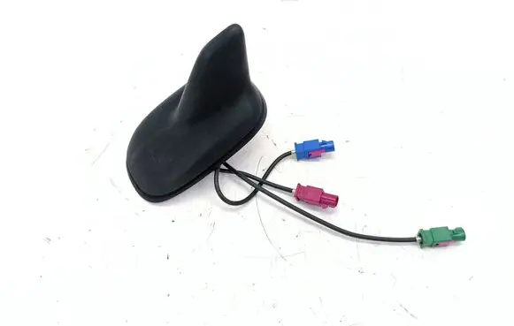 Volkswagen Jetta VI Aerial GPS antenna 3C0035507T