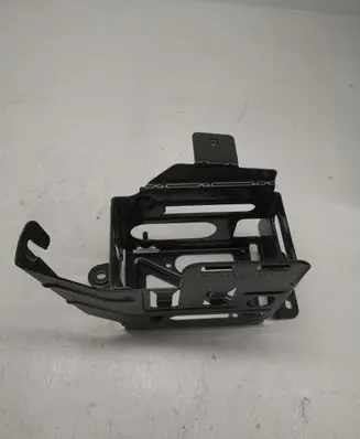 Mercedes-Benz GL X166 Battery box tray A1665400540