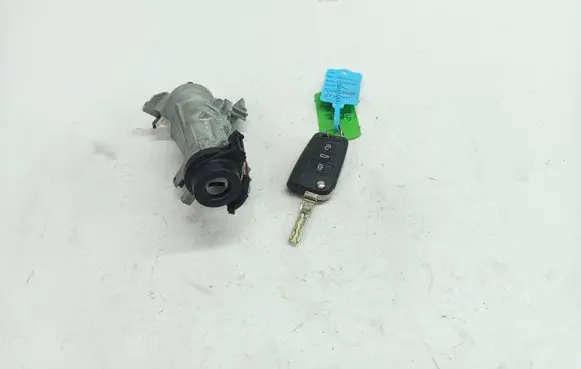 Skoda Octavia Mk3 (5E) Ignition lock 5Q0905865 1K0905851