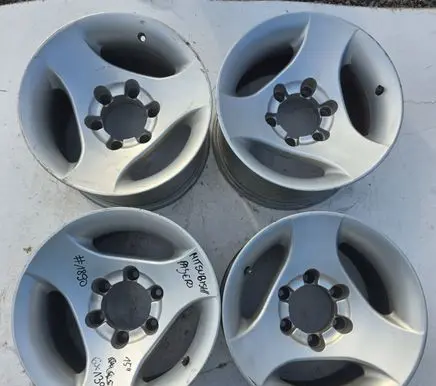 Mitsubishi Pajero R15 alloy rim 